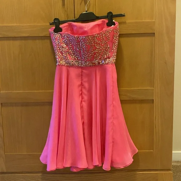 SHERRI HILL strapless pink short dress with diamonds - Picture 3 of 7